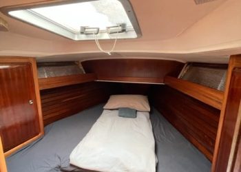 Front cabin on Chronos Front cabin on Chronos